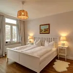 Апартаменты Johanna App 3 - Grosszuegiges Mit Balkon & Weitblick Ueber Den Niendorfer Hafen Тиммендорфер-Штранд