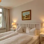 Johanna App 3 - Grosszuegiges Mit Balkon & Weitblick Ueber Den Niendorfer Hafen Тиммендорфер-Штранд