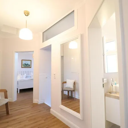 Johanna App 3 - Grosszuegiges Mit Balkon & Weitblick Ueber Den Niendorfer Hafen Apartmán