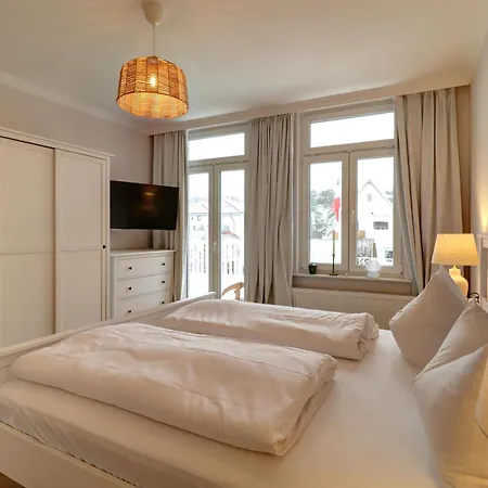 Johanna App 3 - Grosszuegiges Mit Balkon & Weitblick Ueber Den Niendorfer Hafen