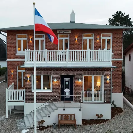 Johanna App 3 - Grosszuegiges Mit Balkon & Weitblick Ueber Den Niendorfer Hafen Тиммендорфер-Штранд